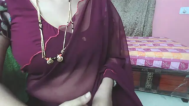 Snapshot of sunitha-3 chatting on 09.22.25 sunitha-3 online show from 09.22.25