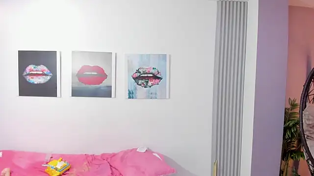 Snapshot of Sofia__rivera chatting on 02.20.25 Sofia rivera online show from 02.20.25