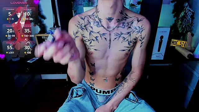 Snapshot of juniior_2311_ chatting on 03.05.25 juniior 2311  online show from 03.05.25