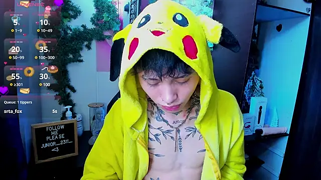 Snapshot of juniior_2311_ chatting on 03.20.25 juniior 2311  online show from 03.20.25