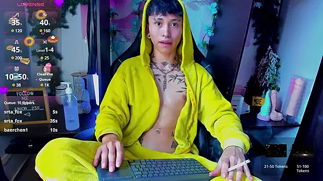 Snapshot of juniior_2311_ chatting on 03.20.25 juniior 2311  online show from 03.20.25