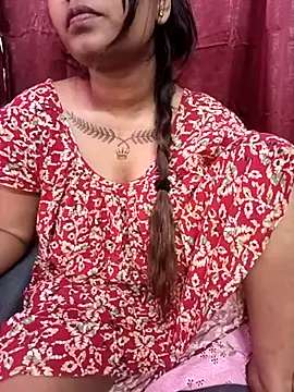 Snapshot of Hot_Urvi chatting on 02.16.25 Hot Urvi online show from 02.16.25