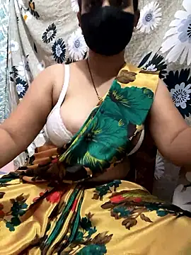 Snapshot of pikaindian chatting on 12.04.24 pikaindian online show from 12.04.24