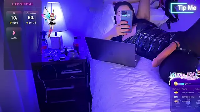 Snapshot of mistresslaviniabr chatting on 03.17.25 mistresslaviniabr online show from 03.17.25