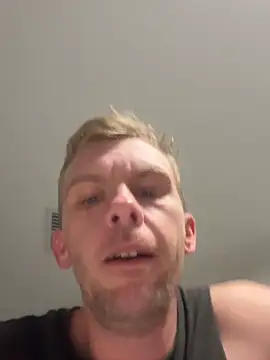 Snapshot of aus_guy93 chatting on 11.01.25 aus guy93 online show from 11.01.25