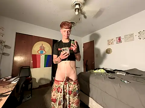 Snapshot of twentywithafelonyy chatting on 10.19.25 twentywithafelonyy online show from 10.19.25