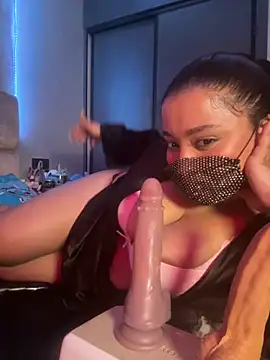 Snapshot of belquiis chatting on 10.11.25 belquiis online show from 10.11.25