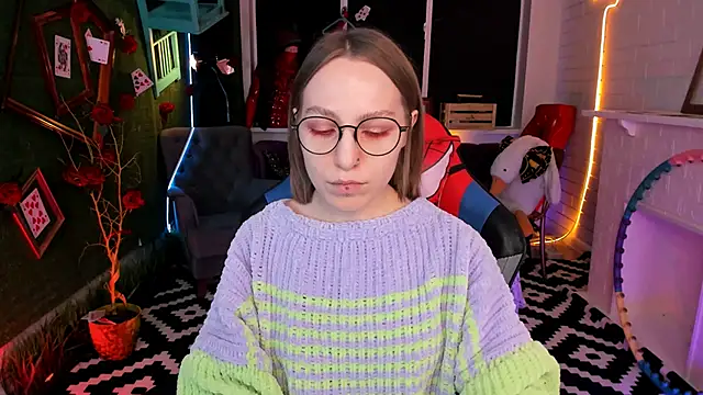 Snapshot of AphexQueen chatting on 02.19.25 AphexQueen online show from 02.19.25