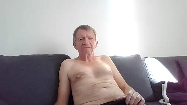 naturiste974 online show from 10.16.25