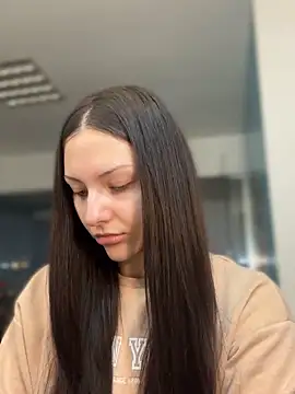 Snapshot of LexyBank chatting on 03.13.25 LexyBank online show from 03.13.25