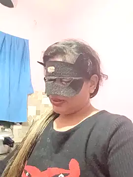 Snapshot of Babydoll_18 chatting on 02.01.25 Babydoll 18 online show from 02.01.25