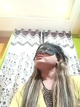 Snapshot of Babydoll_18 chatting on 02.07.25 Babydoll 18 online show from 02.07.25