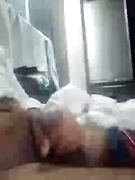 Snapshot of pusseylover1 chatting on 02.04.25 pusseylover1 online show from 02.04.25