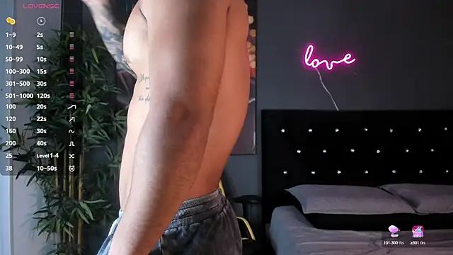 Snapshot of jordan_mayers02 chatting on 01.27.25 jordan mayers02 online show from 01.27.25