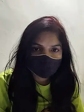 Snapshot of illay_love chatting on 02.19.25 illay love online show from 02.19.25