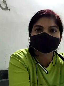 Snapshot of illay_love chatting on 02.19.25 illay love online show from 02.19.25