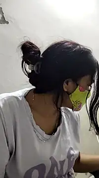 Snapshot of illay_love chatting on 03.08.25 illay love online show from 03.08.25