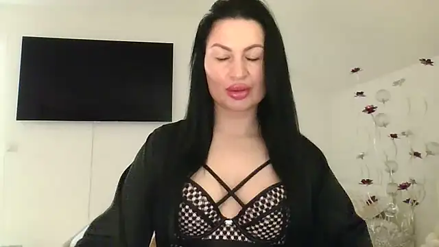 Snapshot of Helena7077 chatting on 01.09.25 Helena7077 online show from 01.09.25