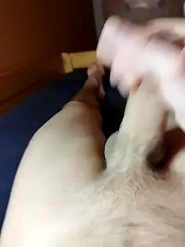 Snapshot of Crazzy_Maiky chatting on 01.19.25 Crazzy Maiky online show from 01.19.25