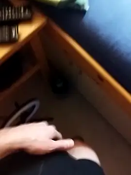 Snapshot of Crazzy_Maiky chatting on 03.02.25 Crazzy Maiky online show from 03.02.25