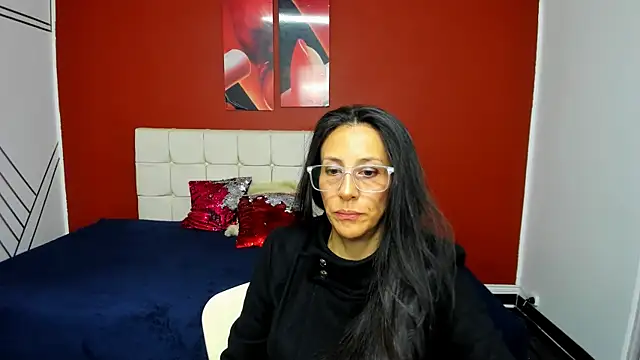 Snapshot of Abrillee1 chatting on 01.13.25 Abrillee1 online show from 01.13.25