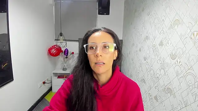 Snapshot of Abrillee1 chatting on 03.06.25 Abrillee1 online show from 03.06.25