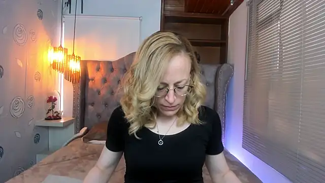 Snapshot of SammySanders chatting on 01.18.25 SammySanders online show from 01.18.25