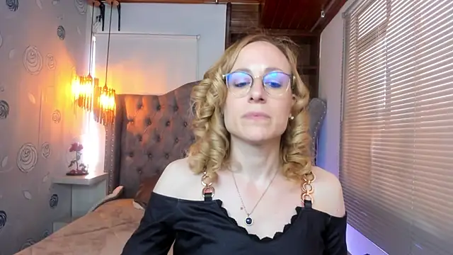 Snapshot of SammySanders chatting on 01.22.25 SammySanders online show from 01.22.25