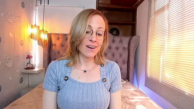 Snapshot of SammySanders chatting on 01.28.25 SammySanders online show from 01.28.25