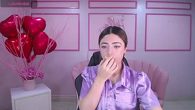 channel blonde a online show from 02.21.25