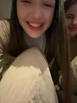 Snapshot of Sophie_Avory chatting on 12.24.24 Sophie Avory online show from 12.24.24