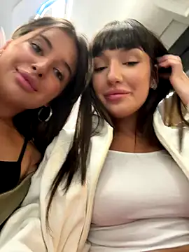 Snapshot of Sophie_Avory chatting on 10.08.25 Sophie Avory online show from 10.08.25