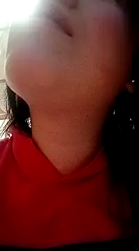 Snapshot of Lesly_10- chatting on 12.16.24 Lesly 10- online show from 12.16.24