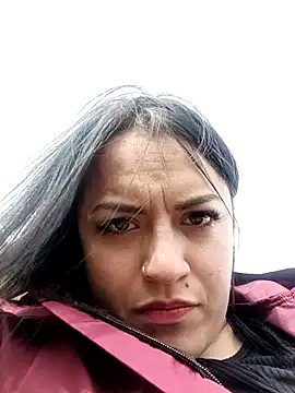 Snapshot of Lesly_10- chatting on 12.28.24 Lesly 10- online show from 12.28.24