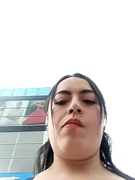 Snapshot of Lesly_10- chatting on 01.10.25 Lesly 10- online show from 01.10.25