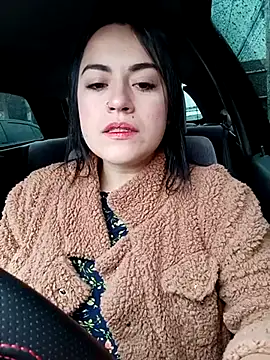 Snapshot of Lesly_10- chatting on 03.17.25 Lesly 10- online show from 03.17.25