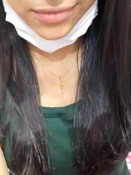 Snapshot of Mylovesana chatting on 02.14.25 Mylovesana online show from 02.14.25