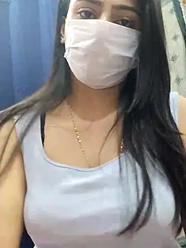Snapshot of Mylovesana chatting on 09.18.25 Mylovesana online show from 09.18.25