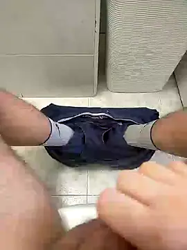 Snapshot of user_662 chatting on 02.26.25 user 662 online show from 02.26.25