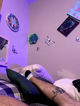 Snapshot of jdoughplay chatting on 10.26.25 jdoughplay online show from 10.26.25