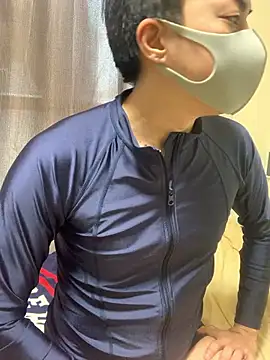 Snapshot of wowowa_3 chatting on 10.26.25 wowowa 3 online show from 10.26.25