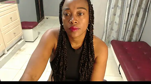 Snapshot of kimberley_123 chatting on 12.17.24 kimberley 123 online show from 12.17.24