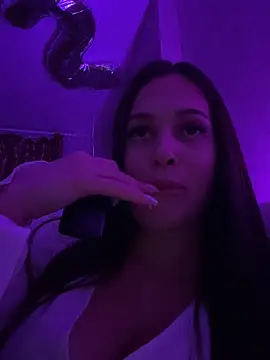 Snapshot of EricaWalls chatting on 12.13.24 EricaWalls online show from 12.13.24