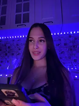 Snapshot of EricaWalls chatting on 12.19.24 EricaWalls online show from 12.19.24