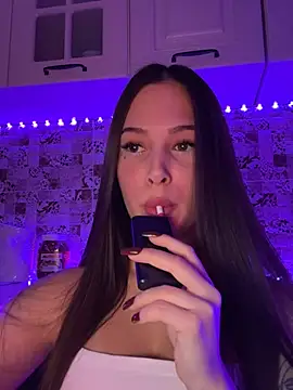 Snapshot of EricaWalls chatting on 01.27.25 EricaWalls online show from 01.27.25