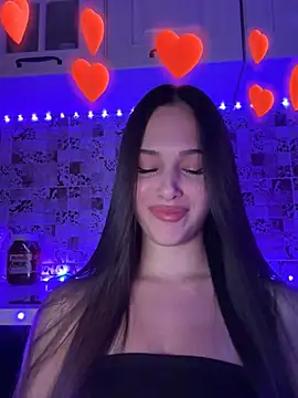 Snapshot of EricaWalls chatting on 01.28.25 EricaWalls online show from 01.28.25