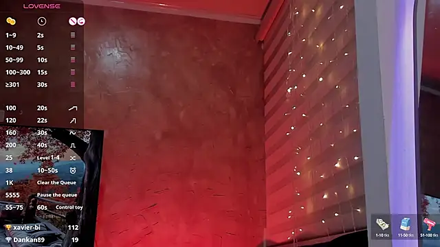 Snapshot of Charlotte_greys chatting on 02.18.25 Charlotte greys online show from 02.18.25