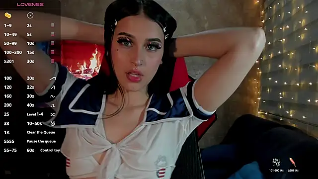 Snapshot of Charlotte_greys chatting on 03.07.25 Charlotte greys online show from 03.07.25