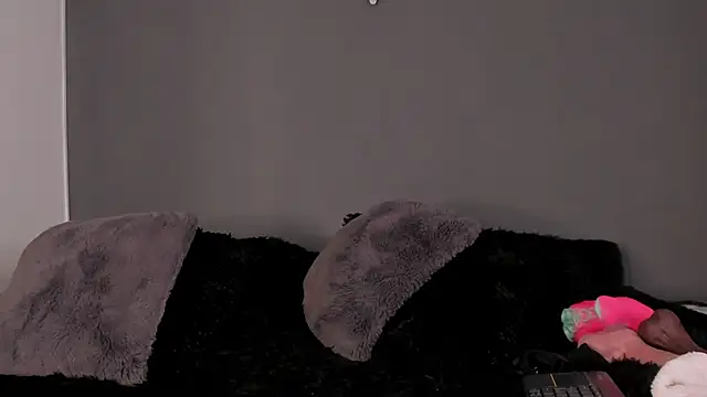 Snapshot of Aliz01 chatting on 01.16.25 Aliz01 online show from 01.16.25