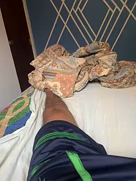 Snapshot of sudu_putha_gt chatting on 02.10.25 sudu putha gt online show from 02.10.25